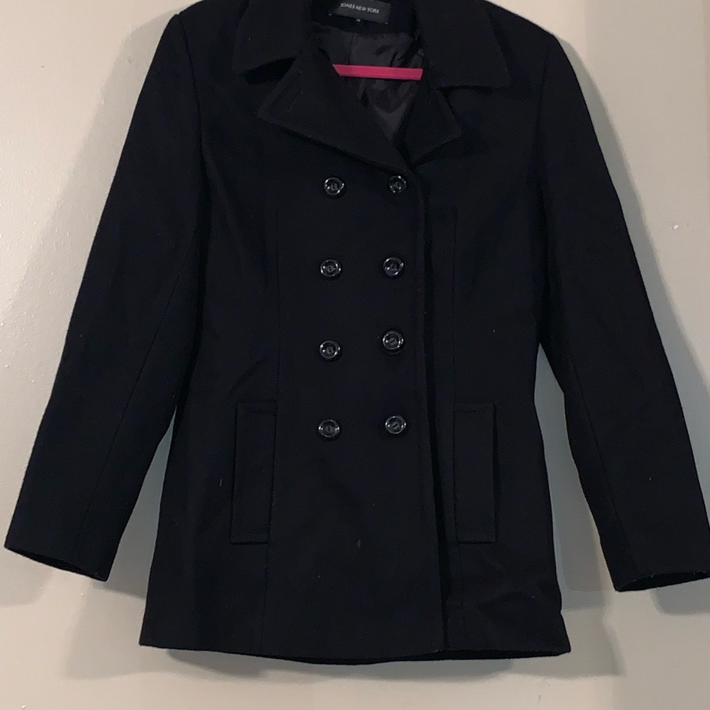 Black Double Breasted Pea Coat with Classic Collar and Tailored Fit